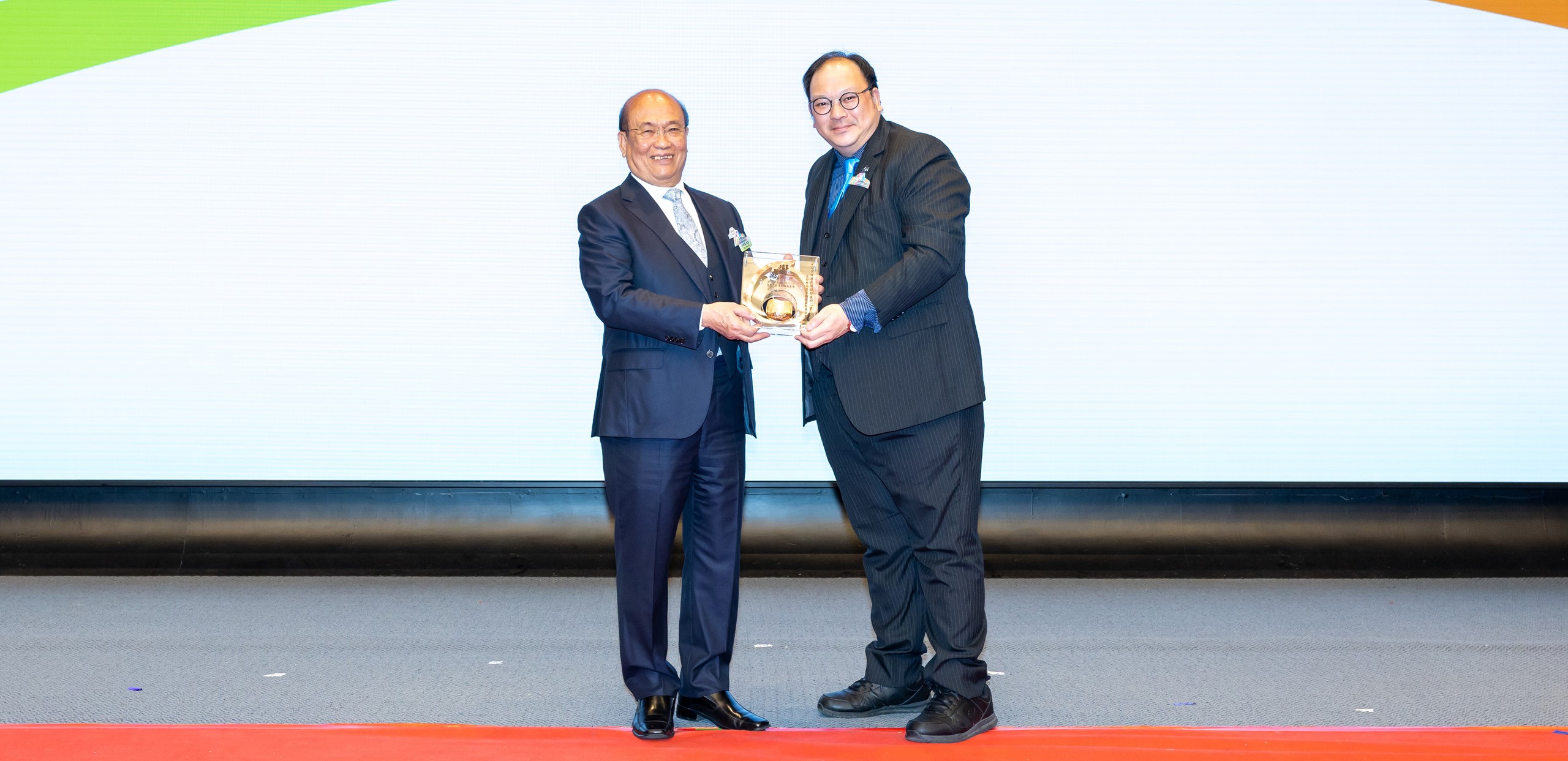 Presentation of appreciation trophies