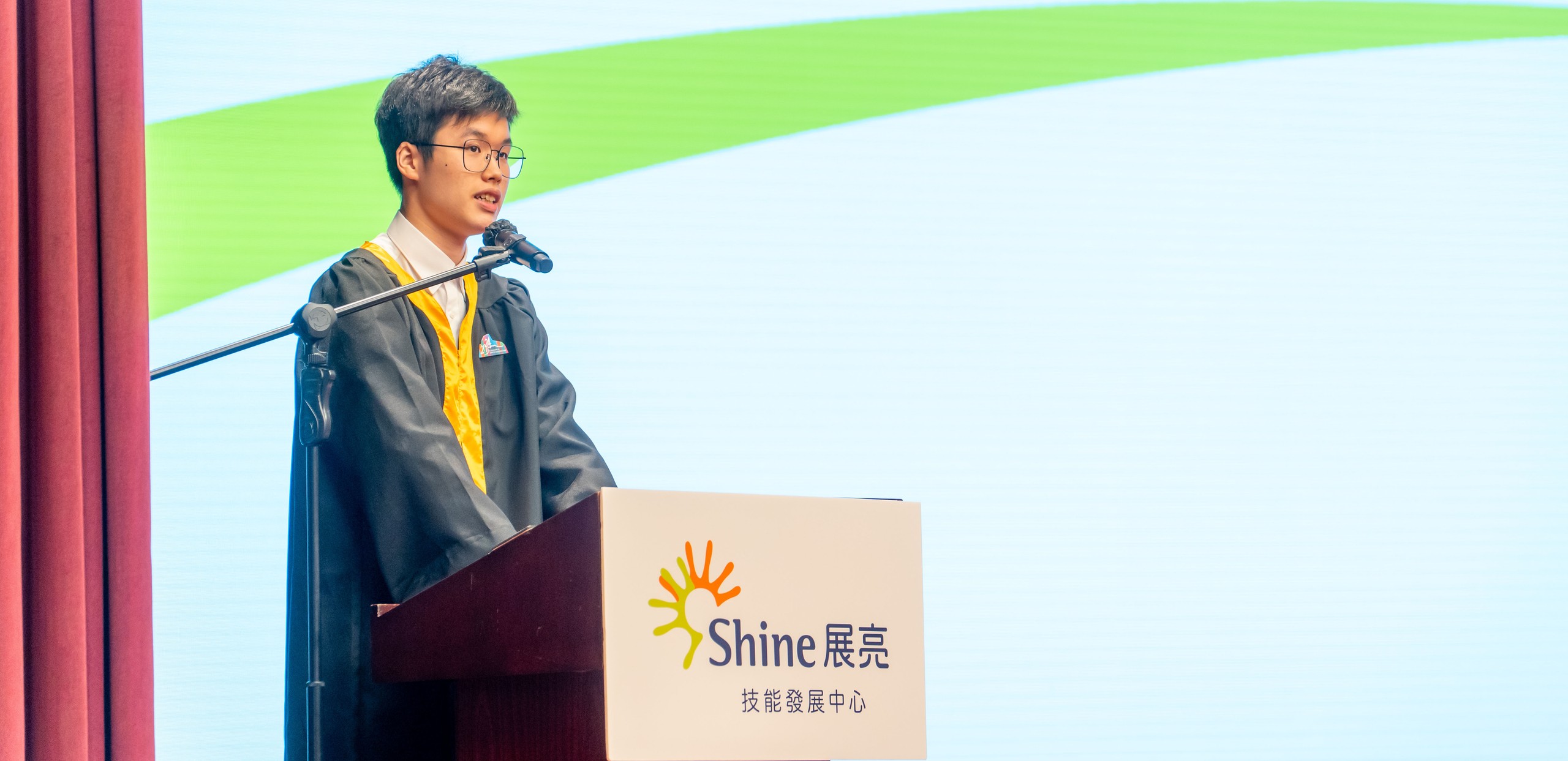 Speech by graduate representatives