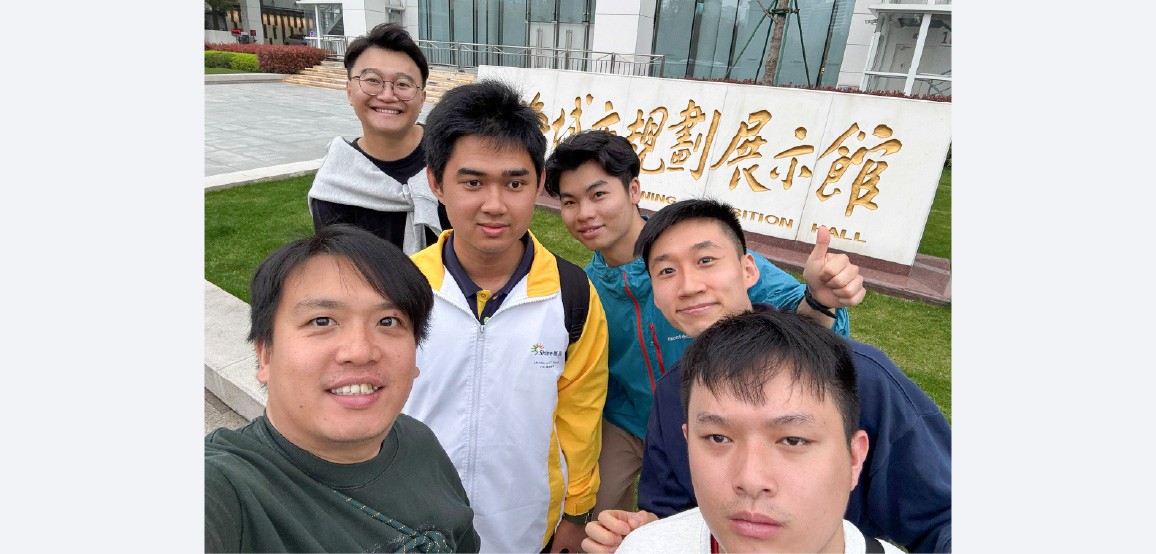 Shine’s teachers and students visiting Shanghai Urban Planning Exhibition Center